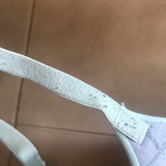 Victoria’s Secret bra 32C - Picture 7 of 8